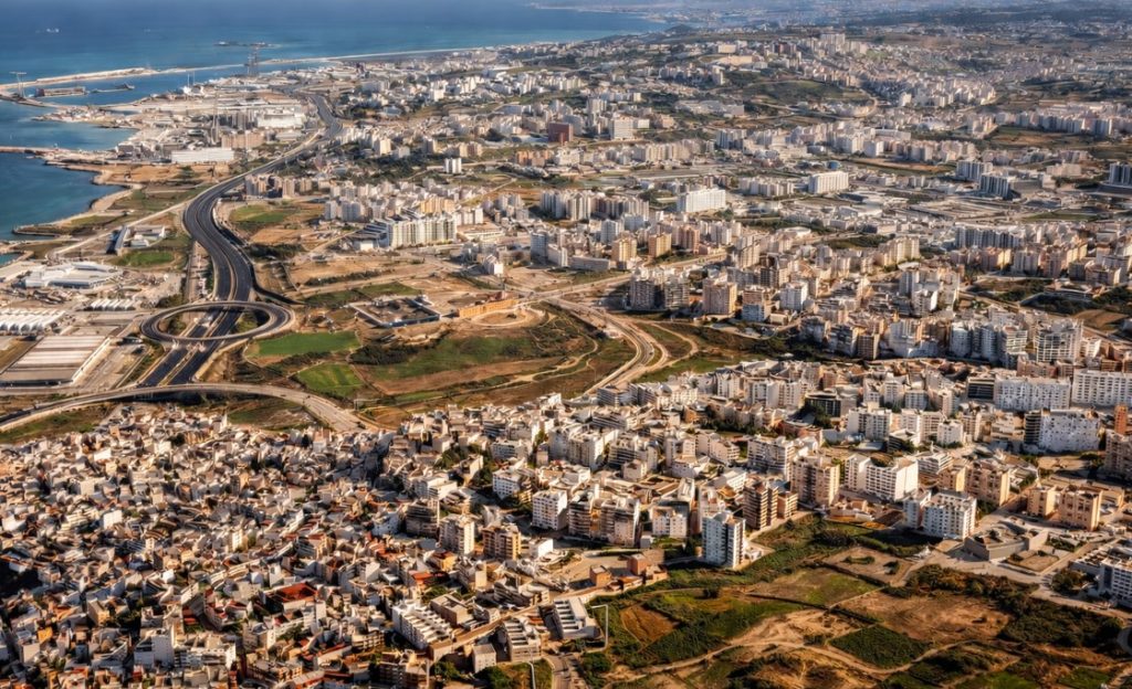 طنجة تتوسع عمرانياً.. فهل تواكب البنية التحتية هذا النمو؟